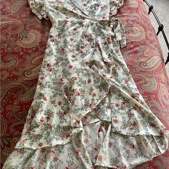 Max Studio Dresses & Skirts - Max Studio Pink Flutter Sleeve Sundress